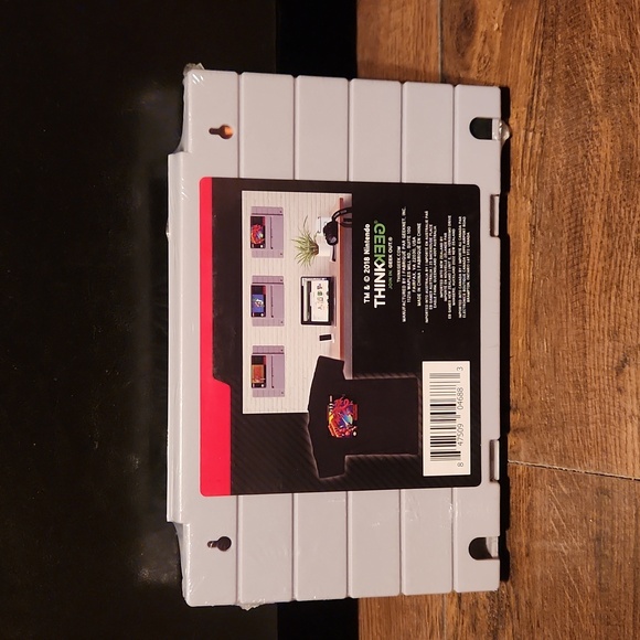 T-shirt/ Wall Hanger Super Nintendo Super Metroid gift set - Picture 5 of 11